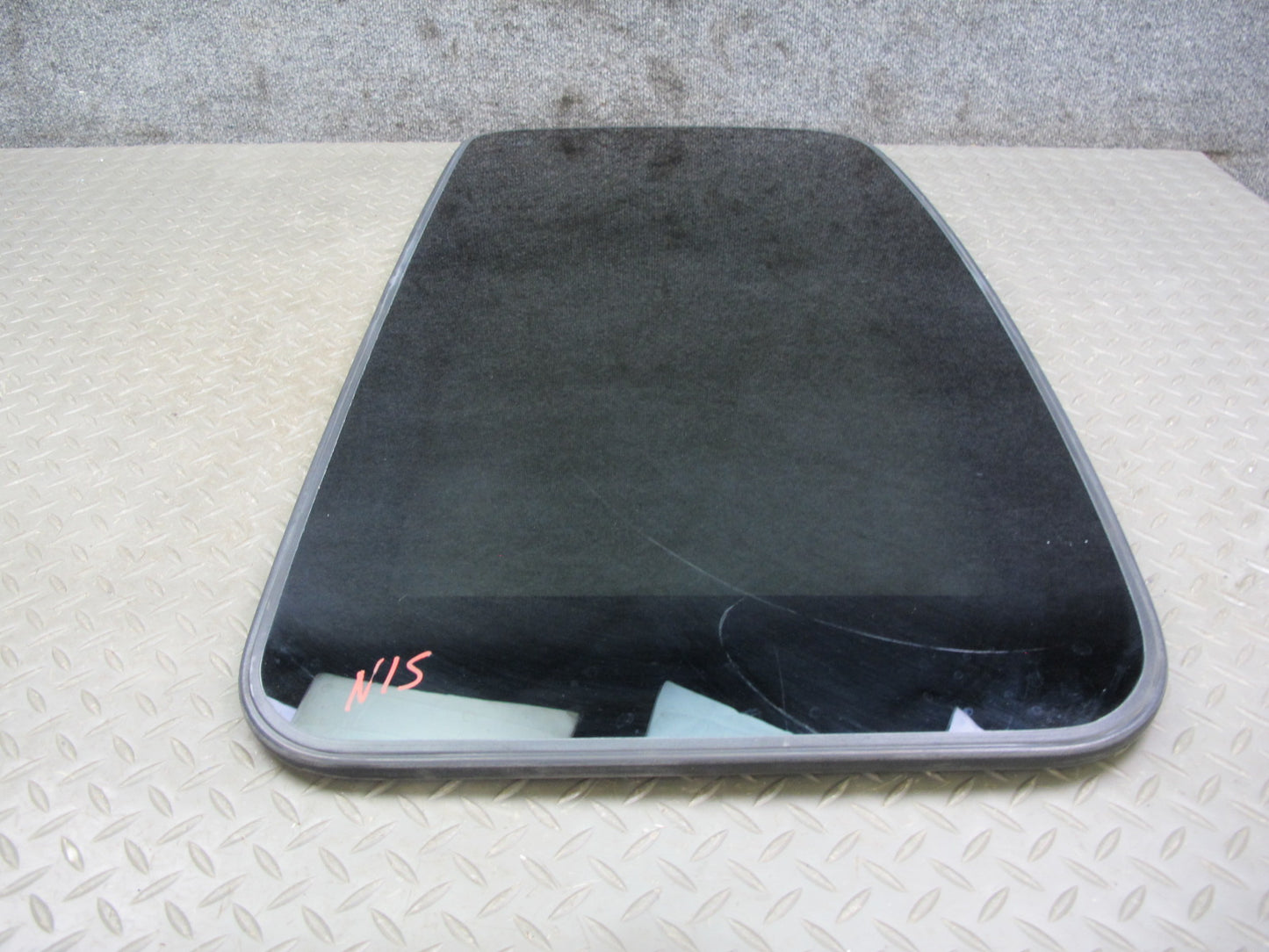 01-05 Lexus JCE10L IS300 Sunroof Moonroof Glass Window Panel OEM