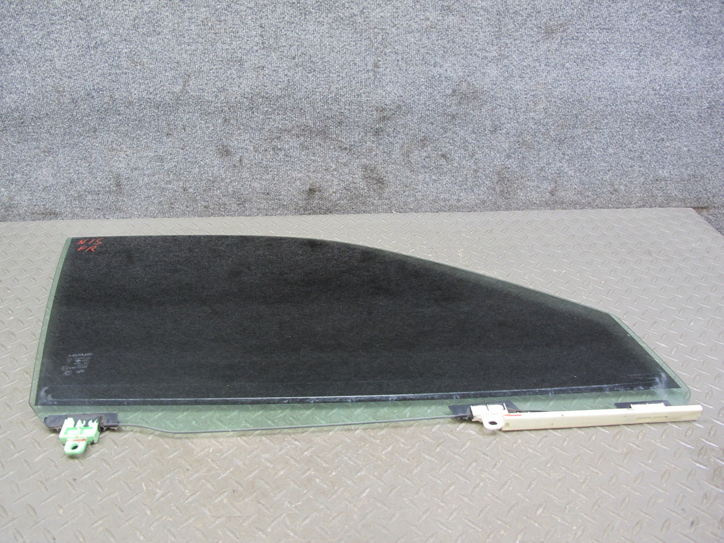 01-03 Lexus JCE10L IS300 Front Right Passenger Door Glass Window OEM