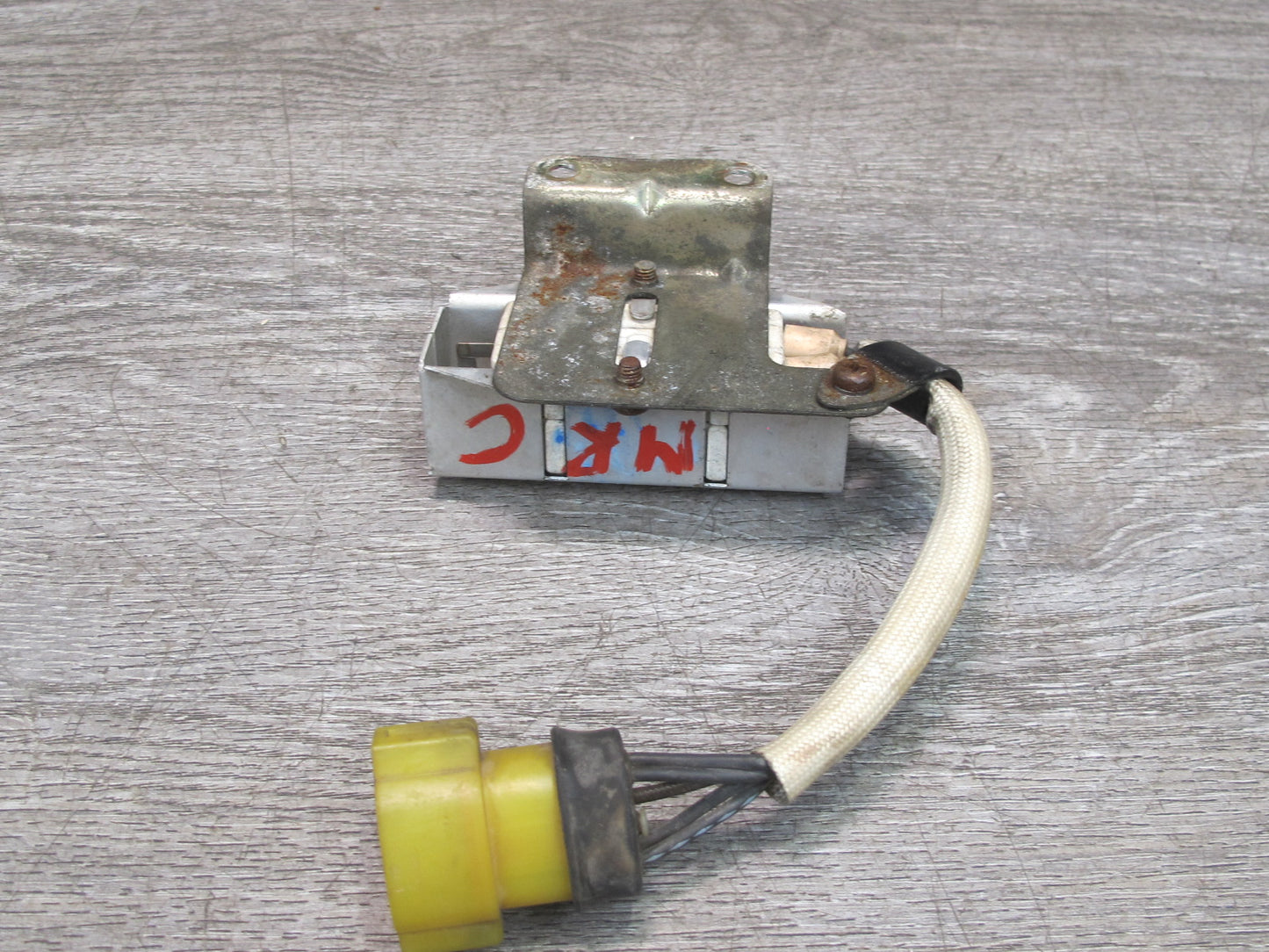 86-91 Mazda RX7 FC3S Fuel Injector Resistor 079960-0150 OEM