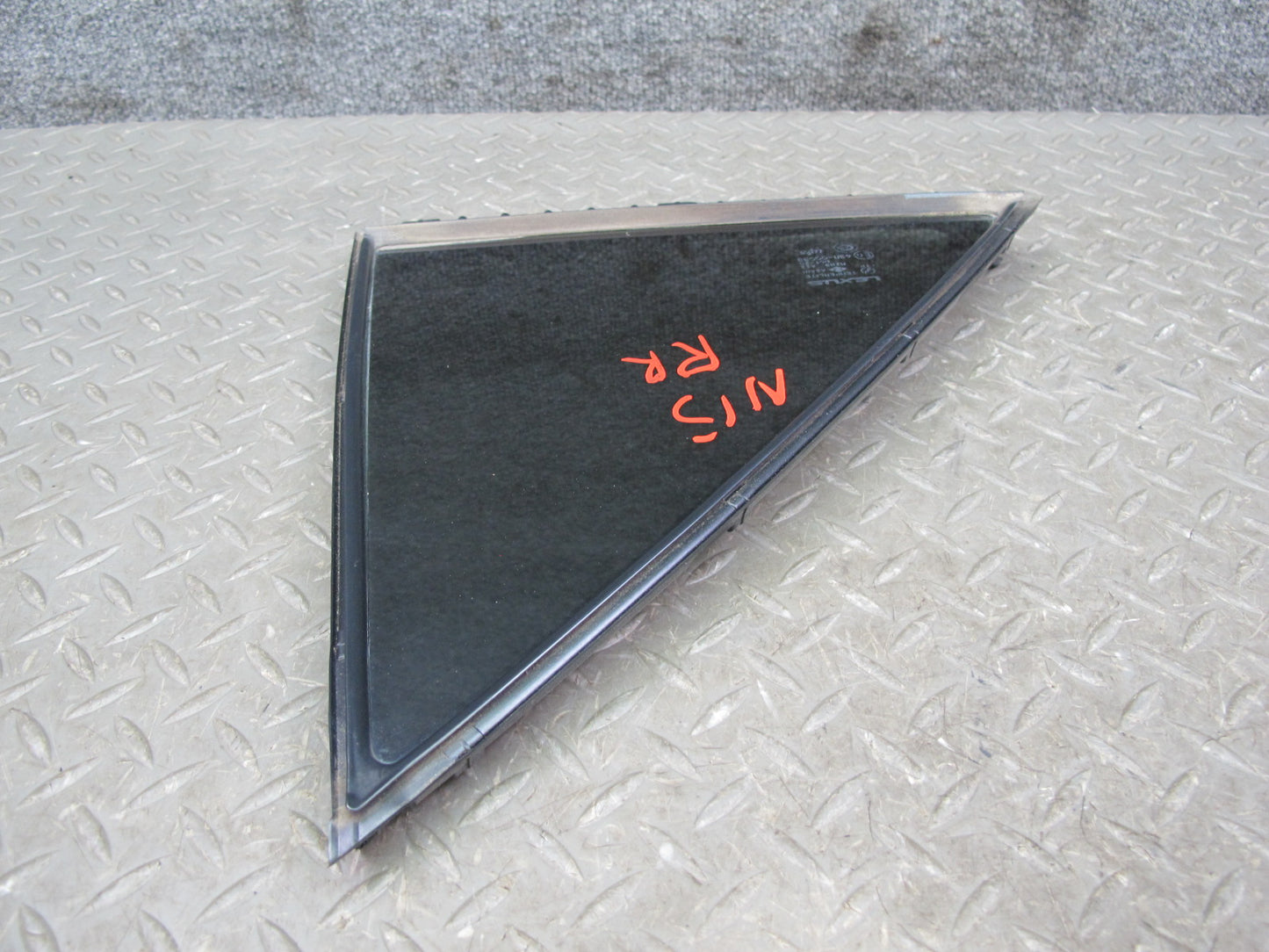 01-05 Lexus JCE10L IS300 Sedan Rear Right Door Quarter Glass Window OEM