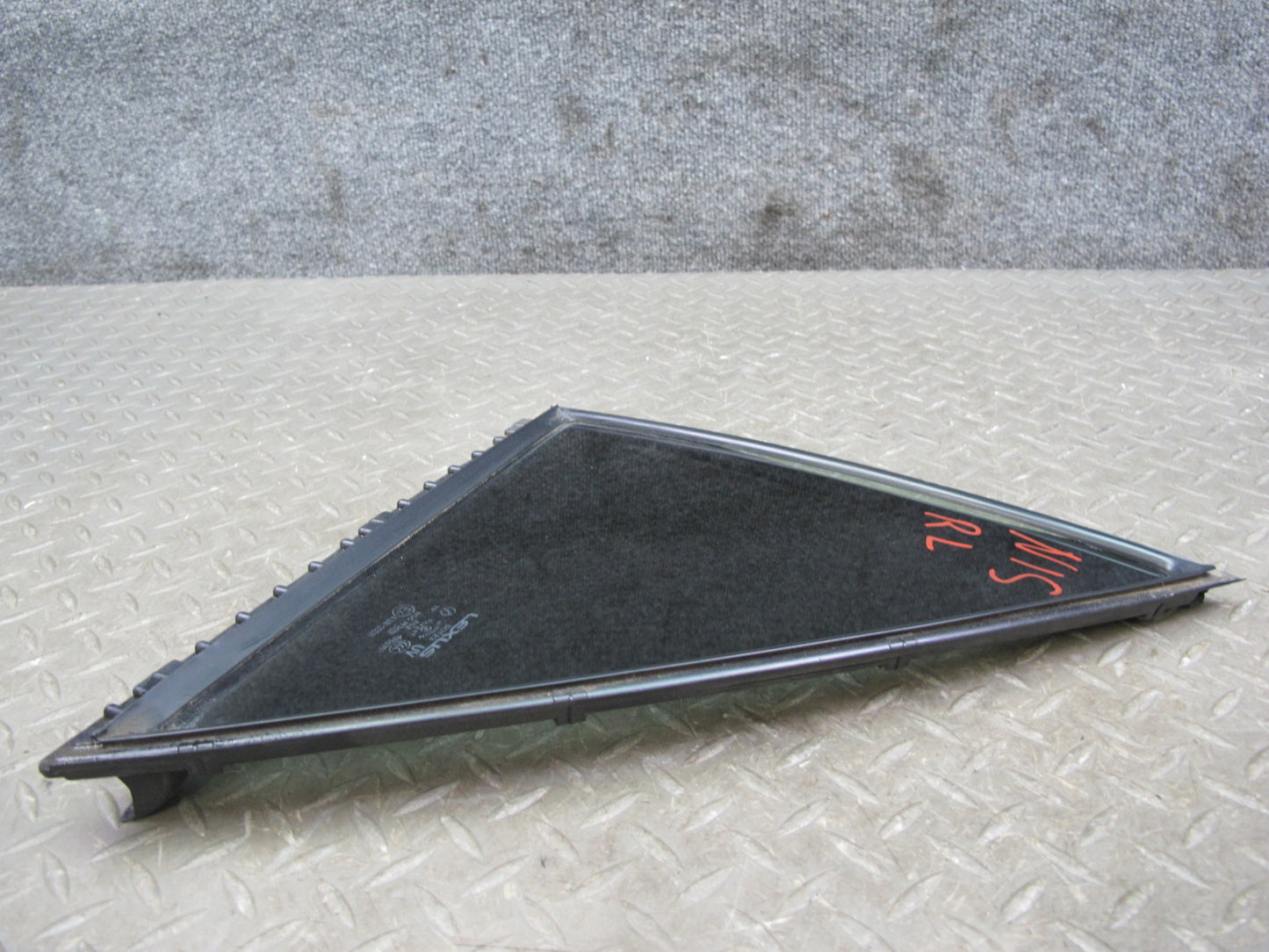 01-05 Lexus JCE10L IS300 Sedan Rear Left Door Quarter Glass Window OEM