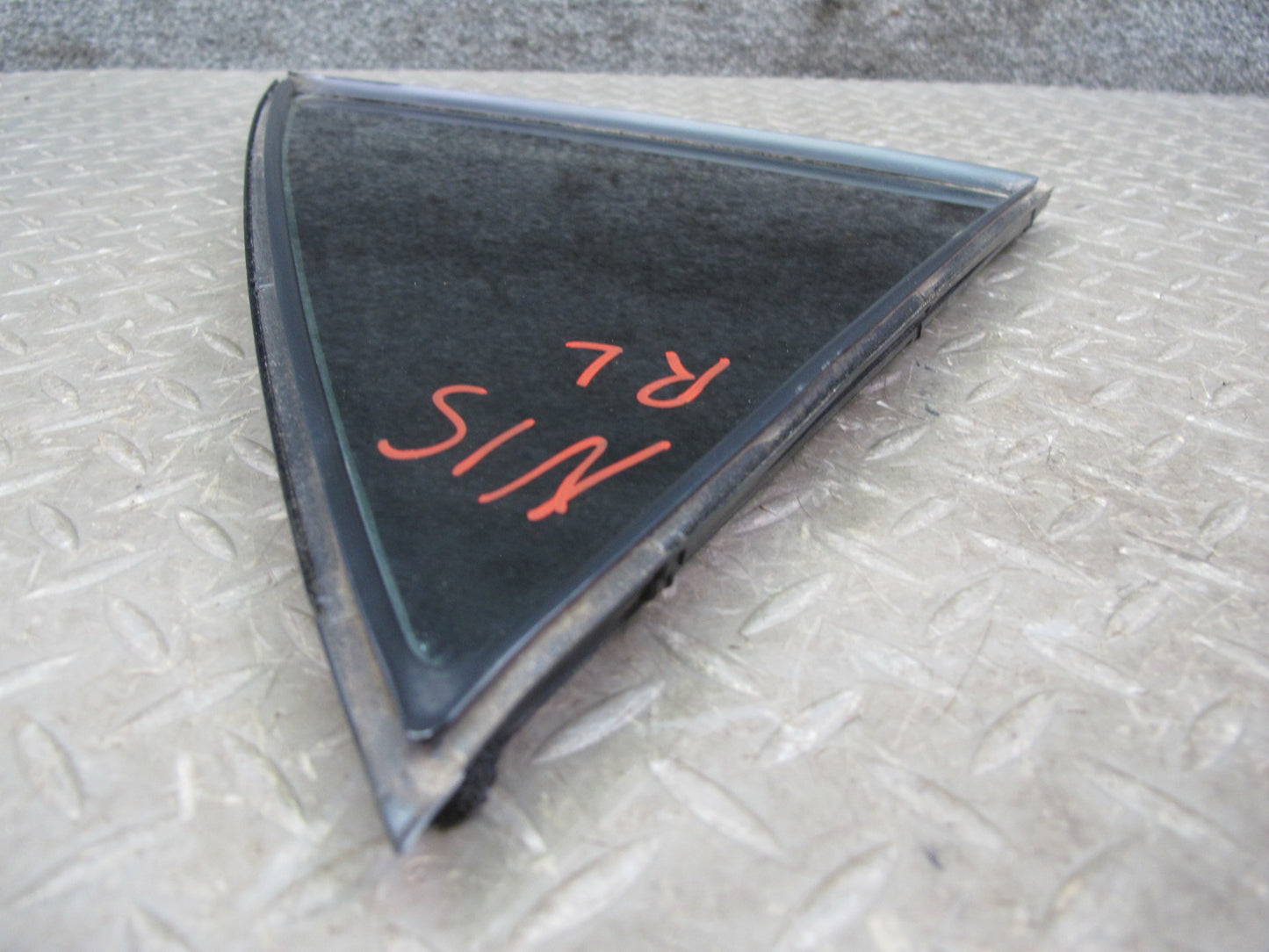 01-05 Lexus JCE10L IS300 Sedan Rear Left Door Quarter Glass Window OEM