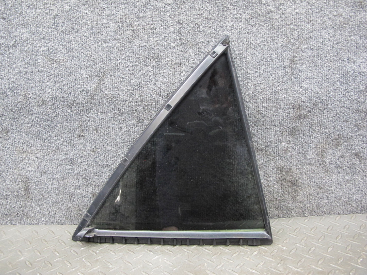 01-05 Lexus JCE10L IS300 Sedan Rear Left Door Quarter Glass Window OEM