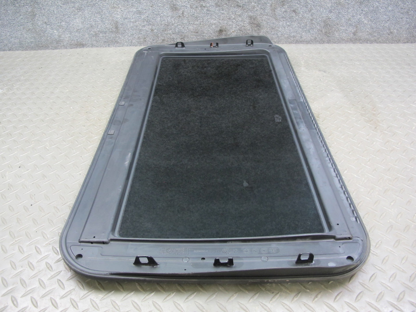 2011-2018 Porsche Cayenne 958 Upper Sunroof Moon Roof Window Glass 7P5877071
