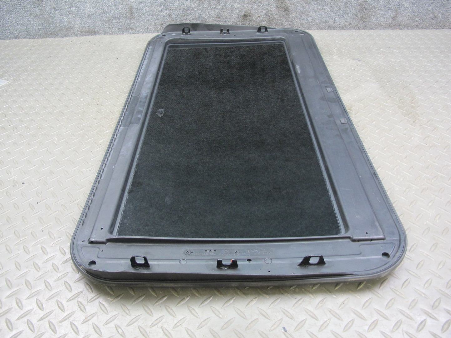 2011-2018 Porsche Cayenne 958 Upper Sunroof Moon Roof Window Glass 7P5877071