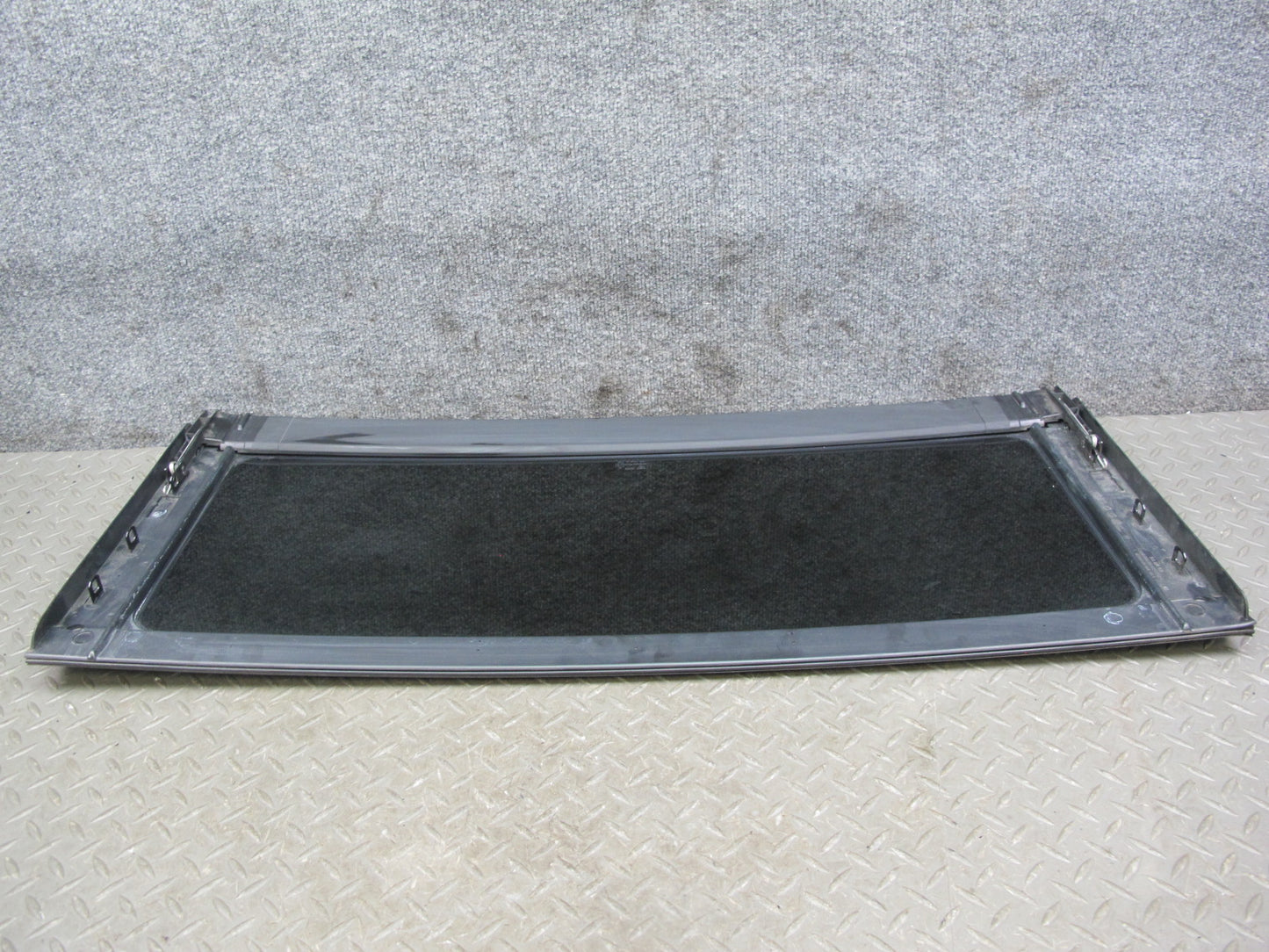 2005-2010 Porsche Cayenne 955 Center Middle Panoramic Roof Glass