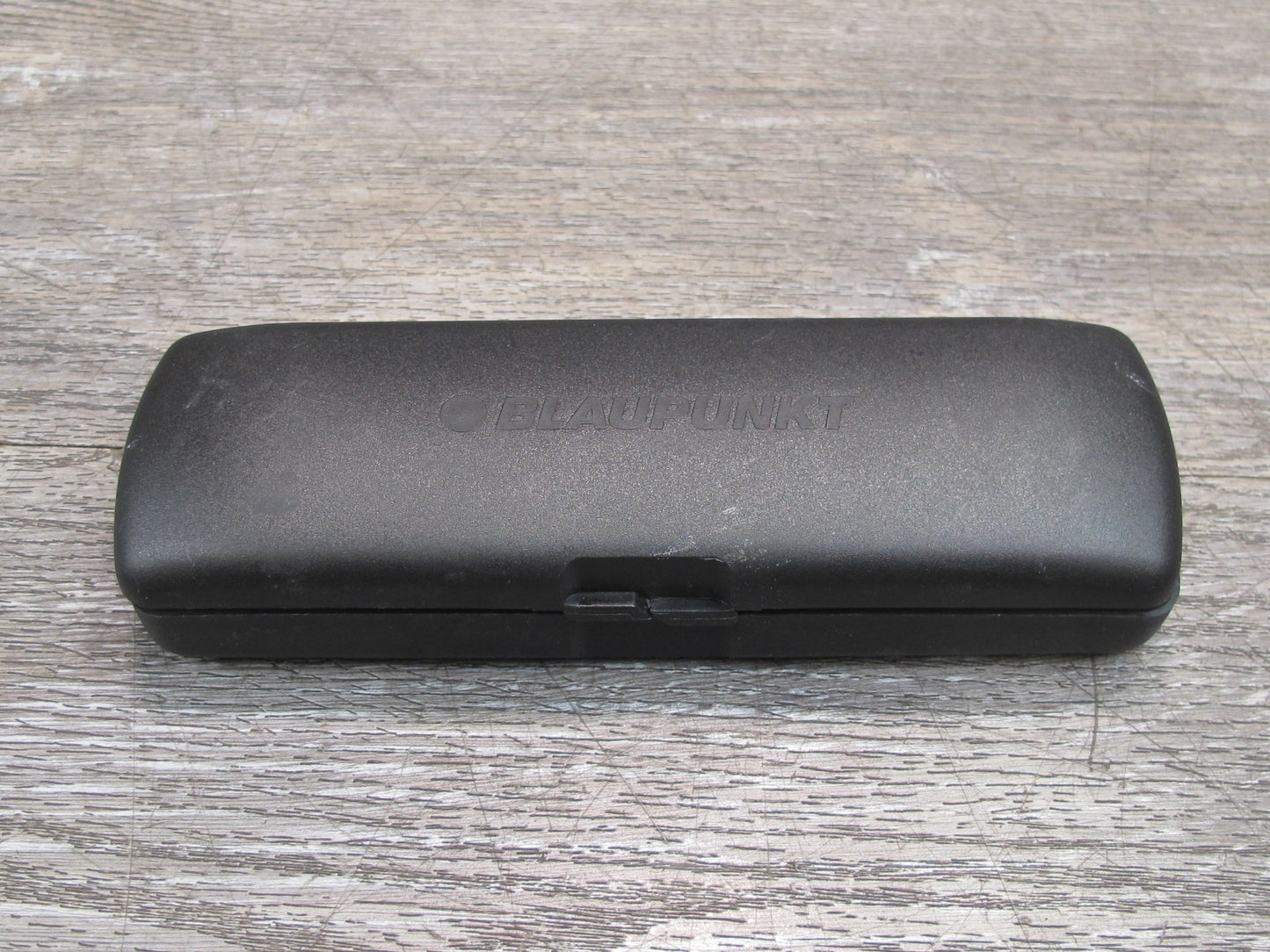 Blaupunkt Malibu C50 Am/fm Radio Cassette Player w Faceplate Case & Wiring