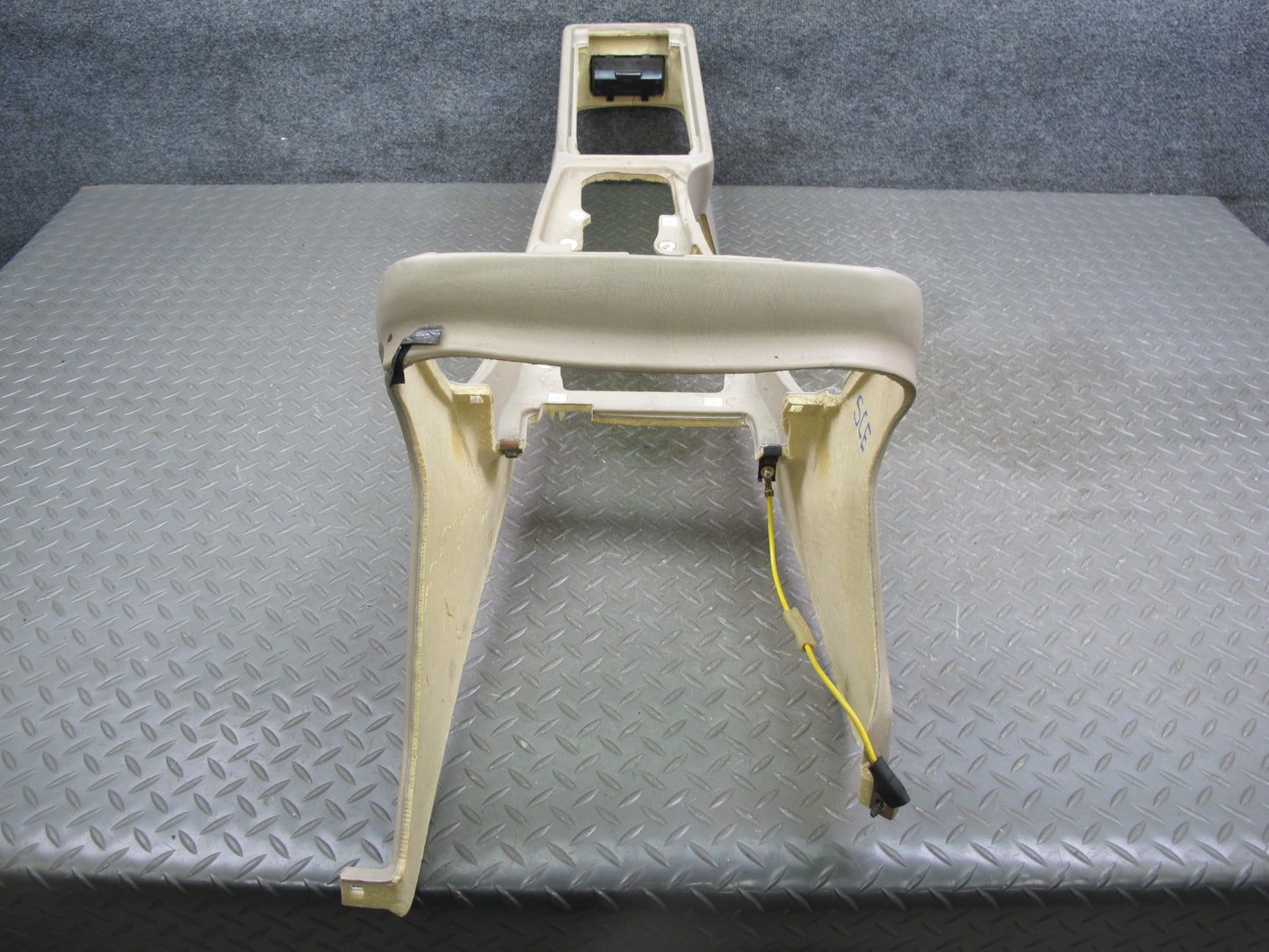 95-00 Lexus JZZ31L SC400 SC300 Center Console Trim Cover Panel Ivory OEM