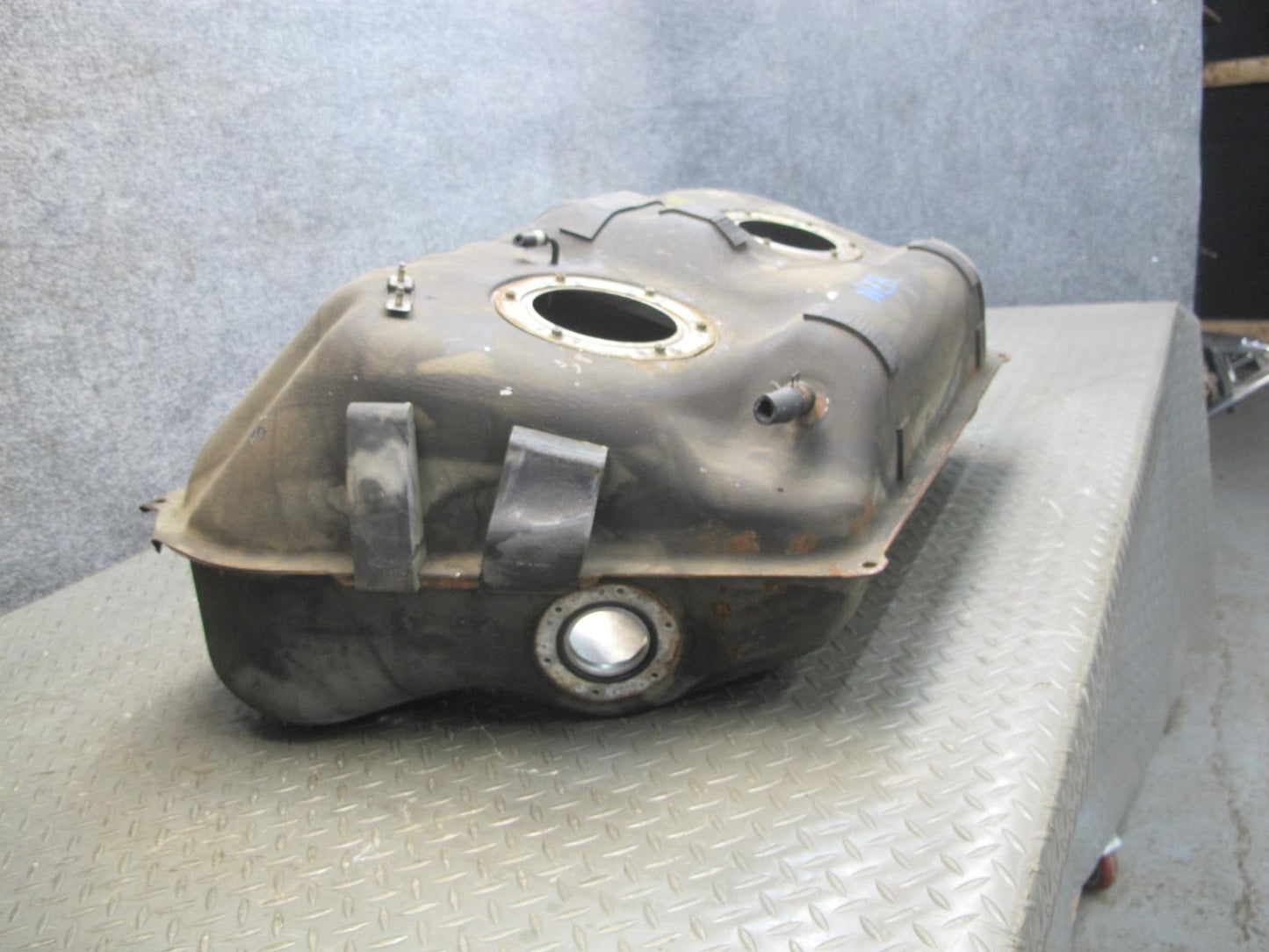 90-96 Nissan Z31 300ZX 2+0 NON Turbo Gas Fuel Tank Unit OEM
