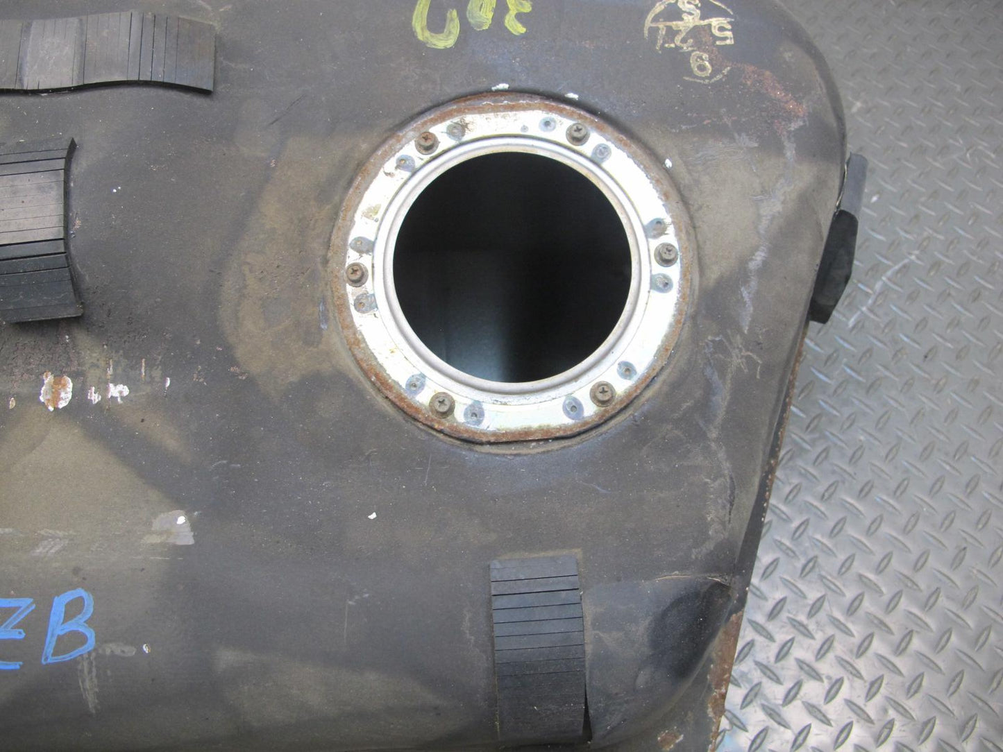 90-96 Nissan Z31 300ZX 2+0 NON Turbo Gas Fuel Tank Unit OEM
