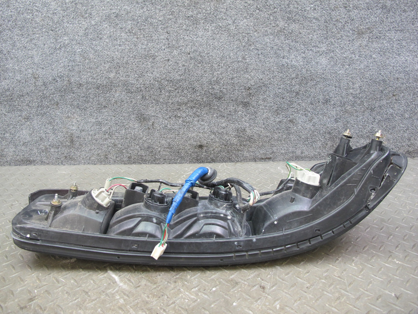 95-96 Lexus JZZ31L SC400 SC300 Rear Left Tail Light Lamp OEM
