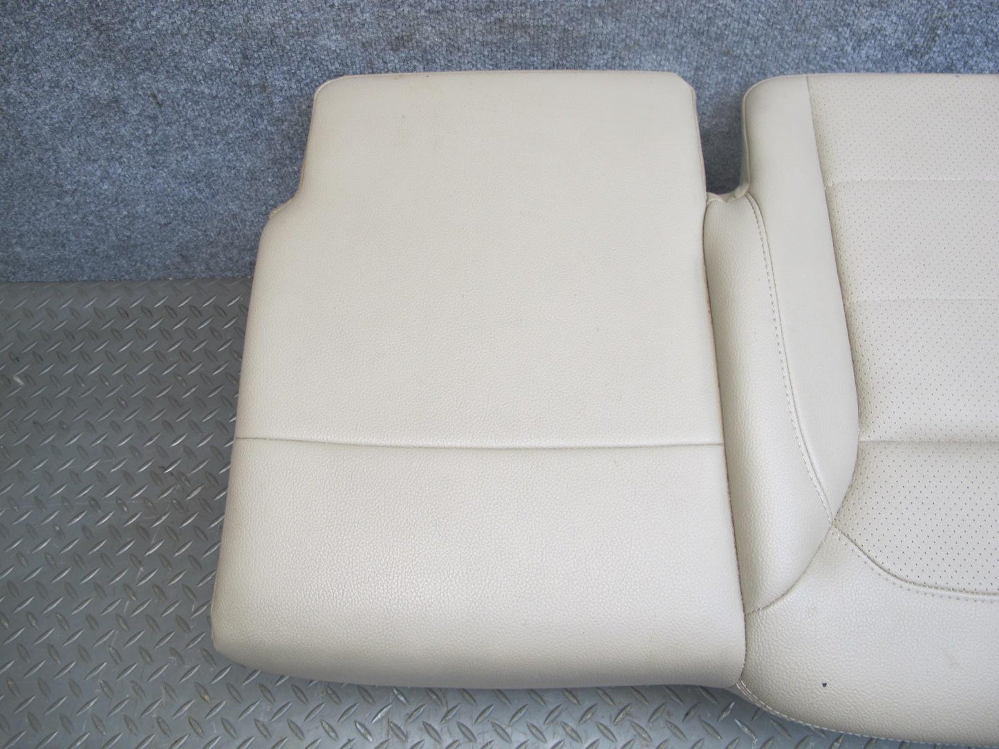 2012-2019 Mercedes W166 ML GLE Rear Left 2ND ROW Seat Lower Leather Cushion