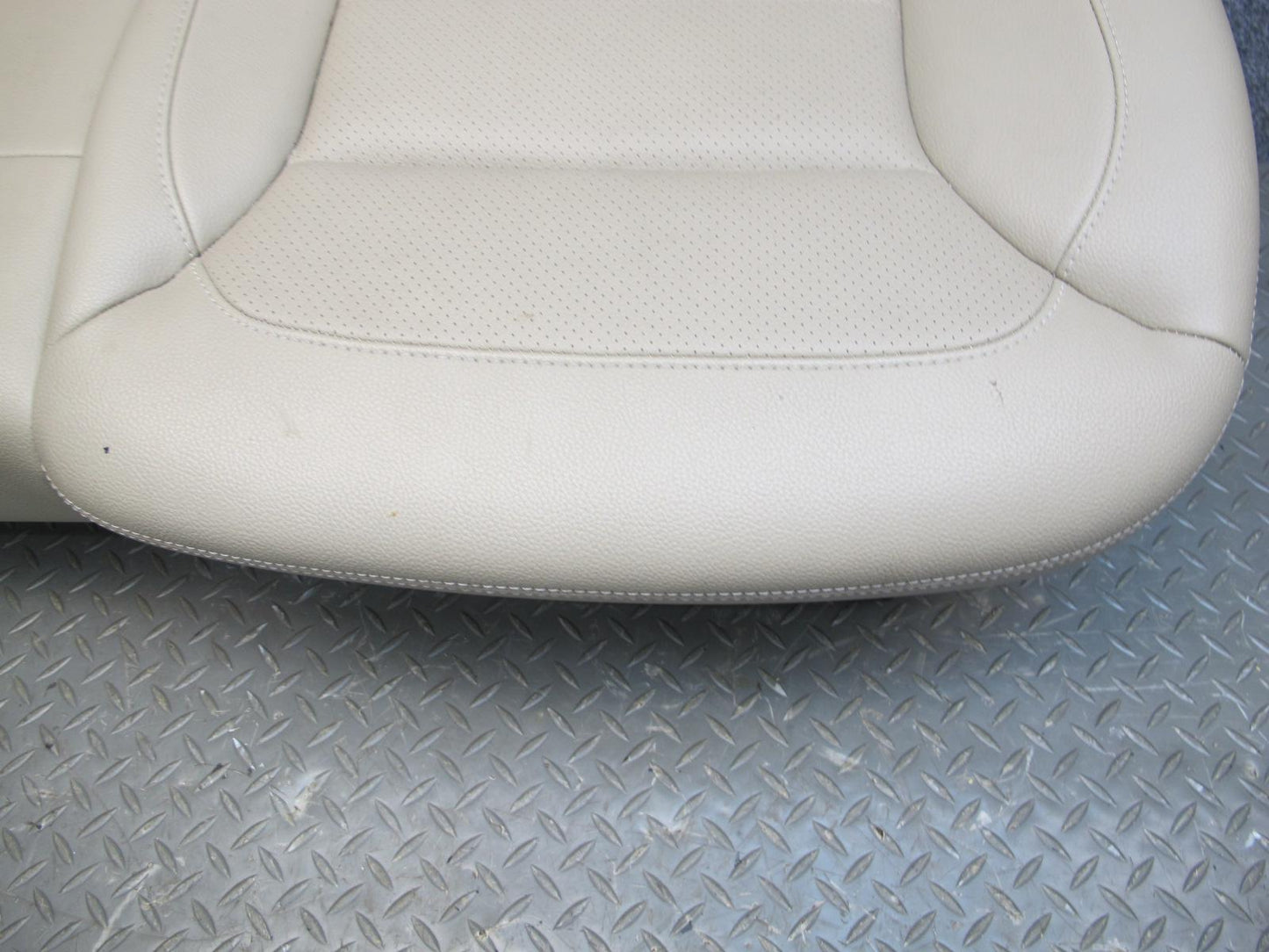 2012-2019 Mercedes W166 ML GLE Rear Left 2ND ROW Seat Lower Leather Cushion