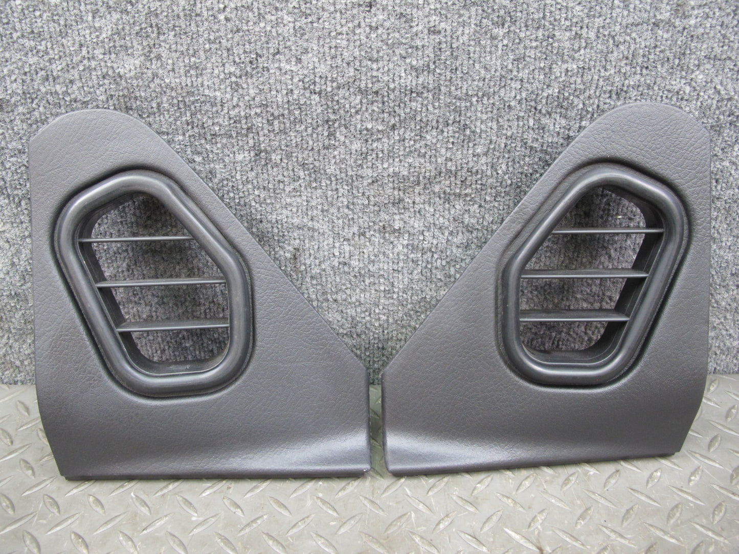 90-96 Nissan Z32 300ZX Set of 2 Dash Left & Right Air Vent END Cap Trim OEM