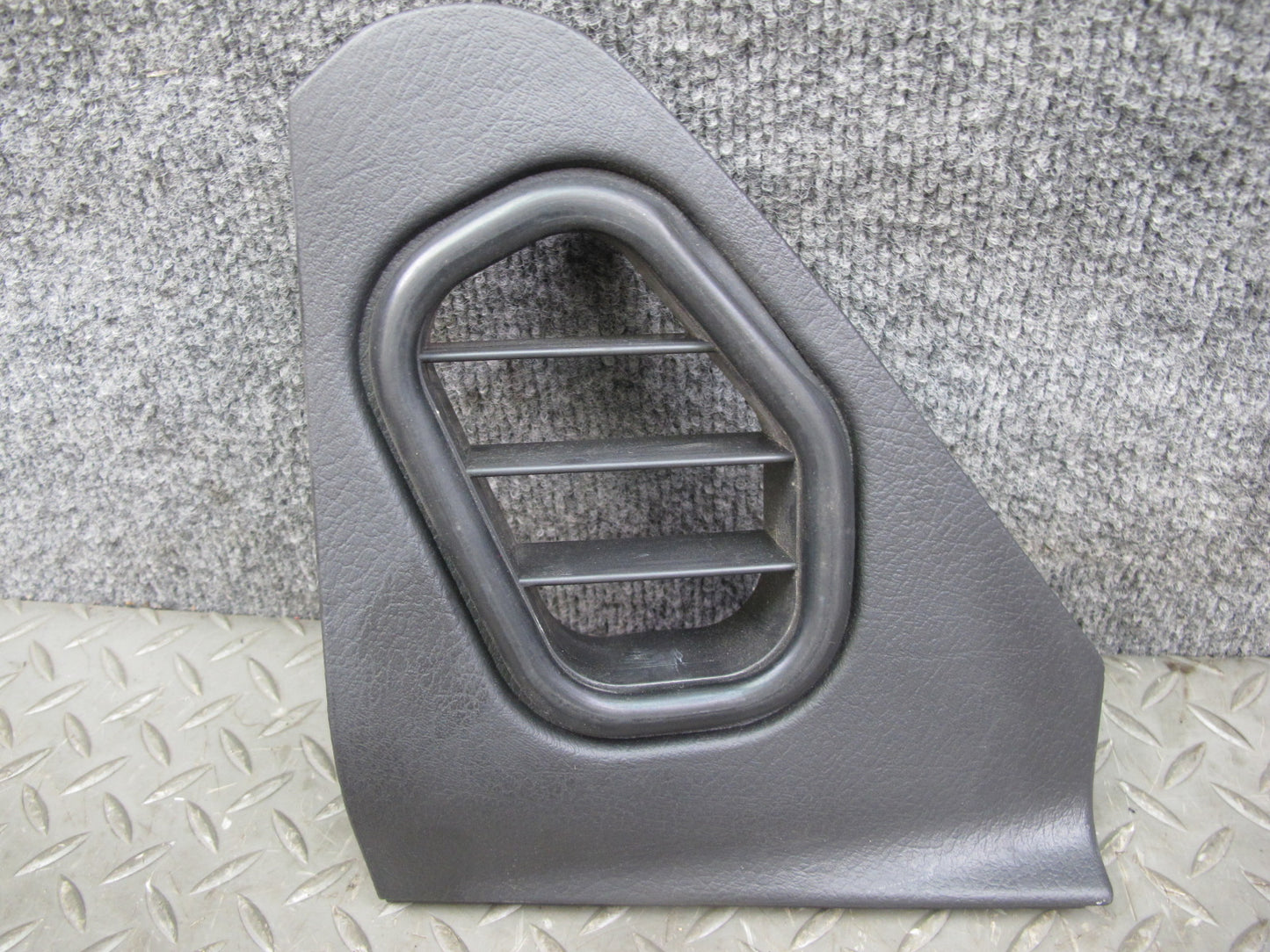 90-96 Nissan Z32 300ZX Set of 2 Dash Left & Right Air Vent END Cap Trim OEM
