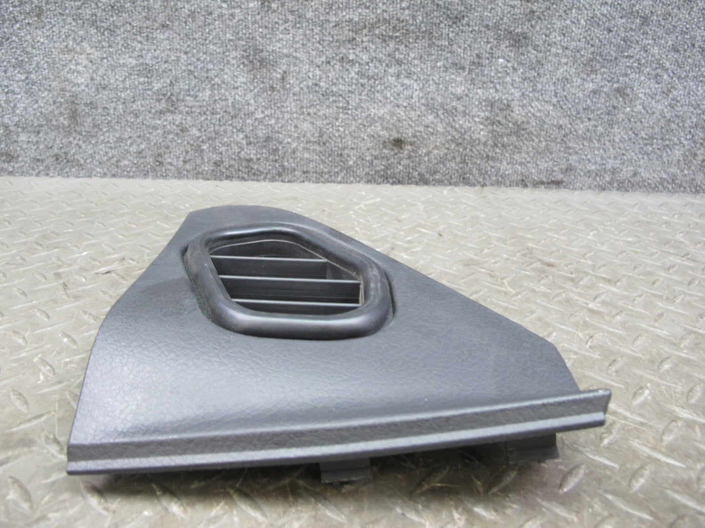 90-96 Nissan Z32 300ZX Set of 2 Dash Left & Right Air Vent END Cap Trim OEM
