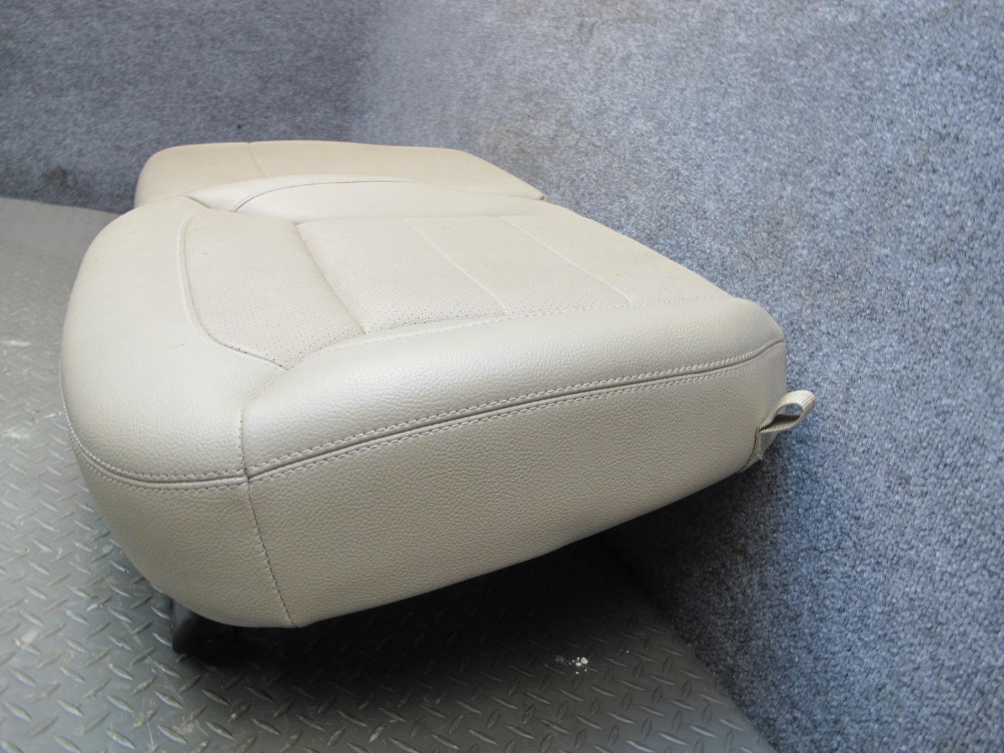 2012-2019 Mercedes W166 ML GLE Rear Left 2ND ROW Seat Lower Leather Cushion