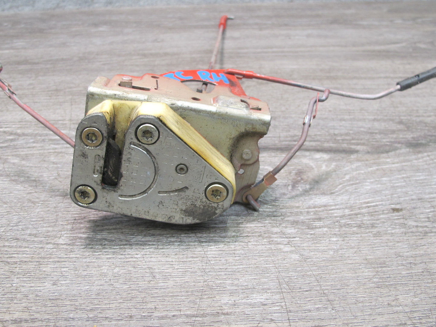 75-82 Triumph TR7 Right Door Lock Latch Mechanism OEM