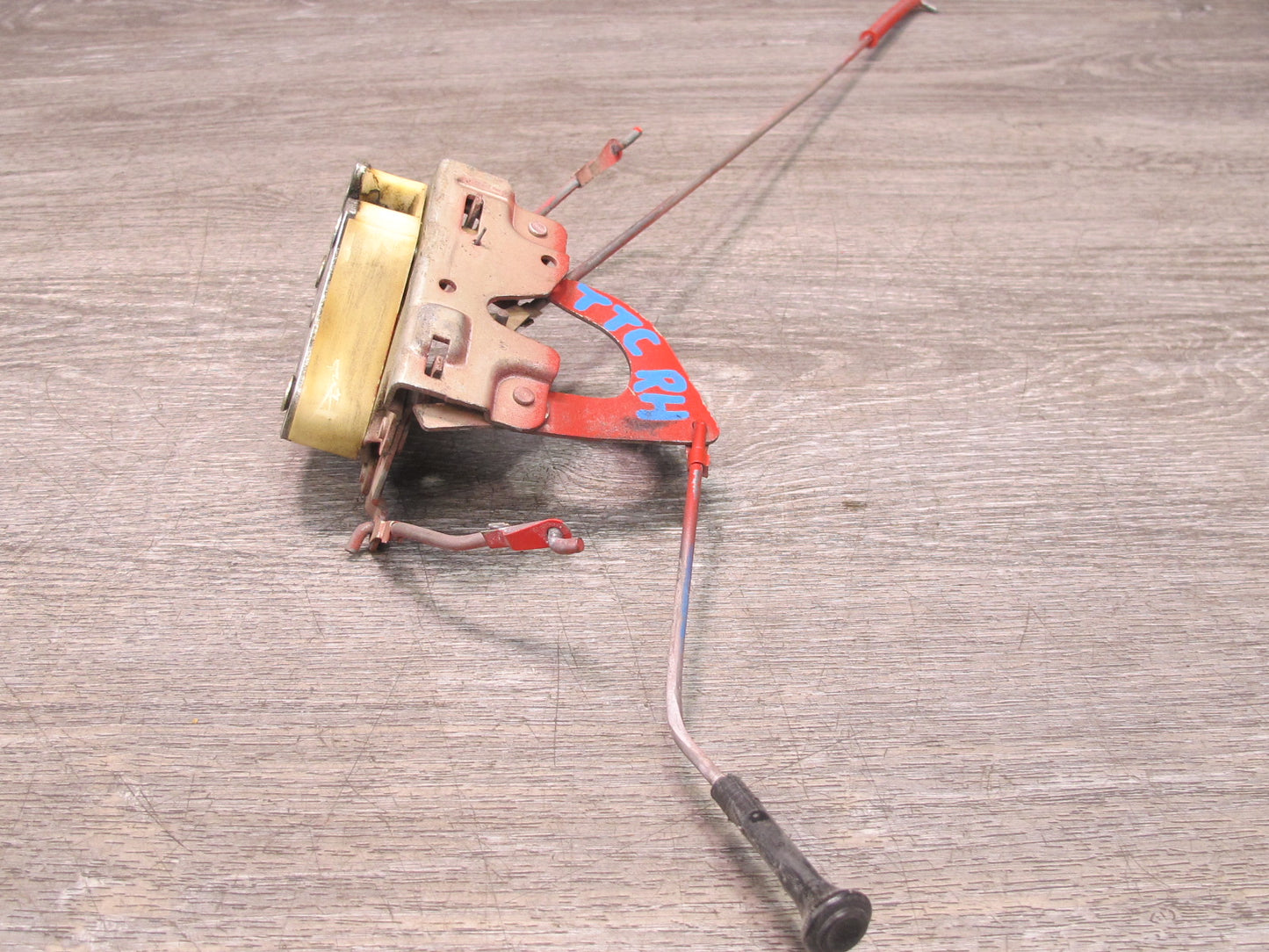 75-82 Triumph TR7 Right Door Lock Latch Mechanism OEM
