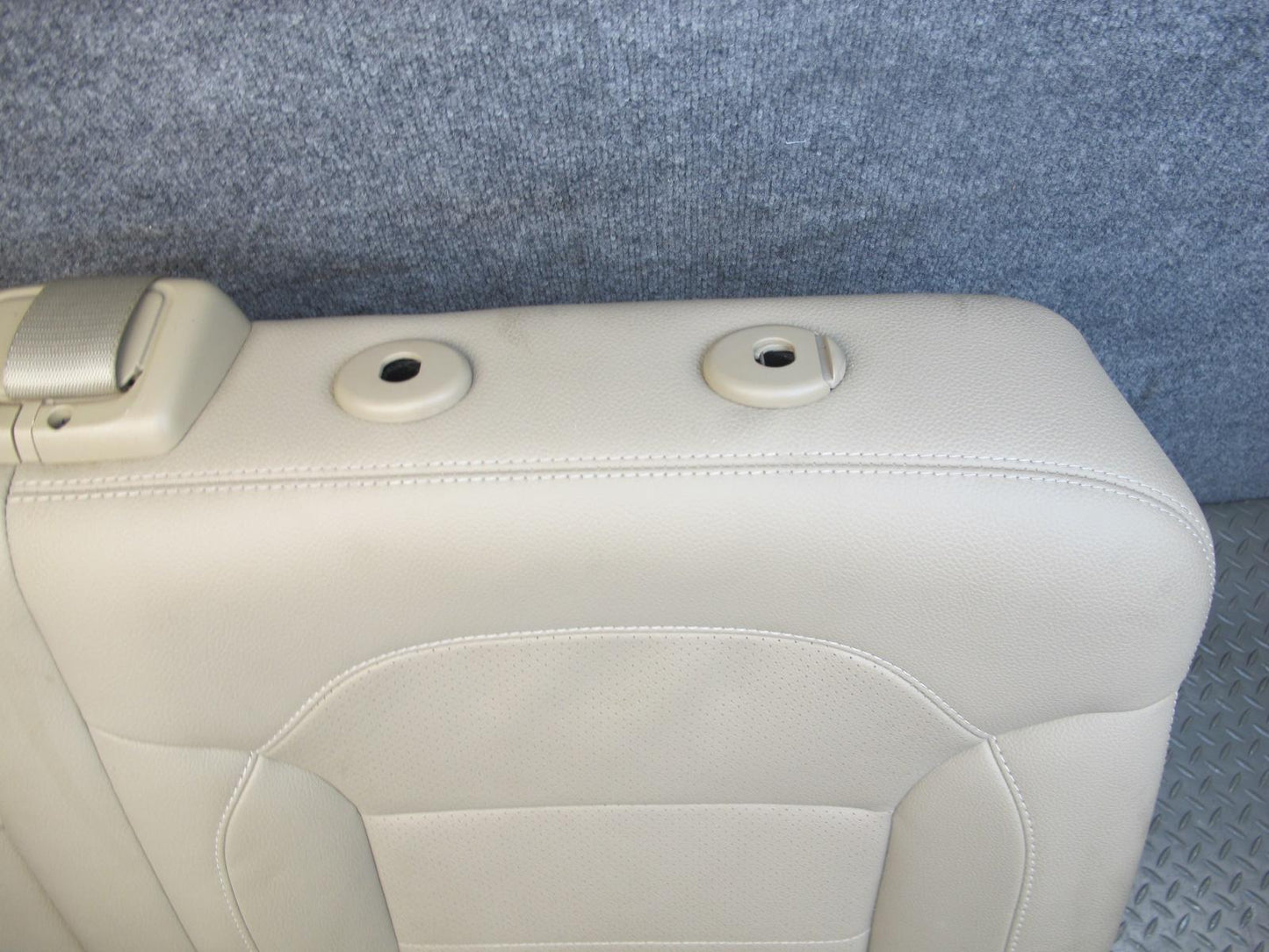 2012-2019 Mercedes W166 ML GLE Rear Left 2ND ROW Seat Upper Leather Cushion