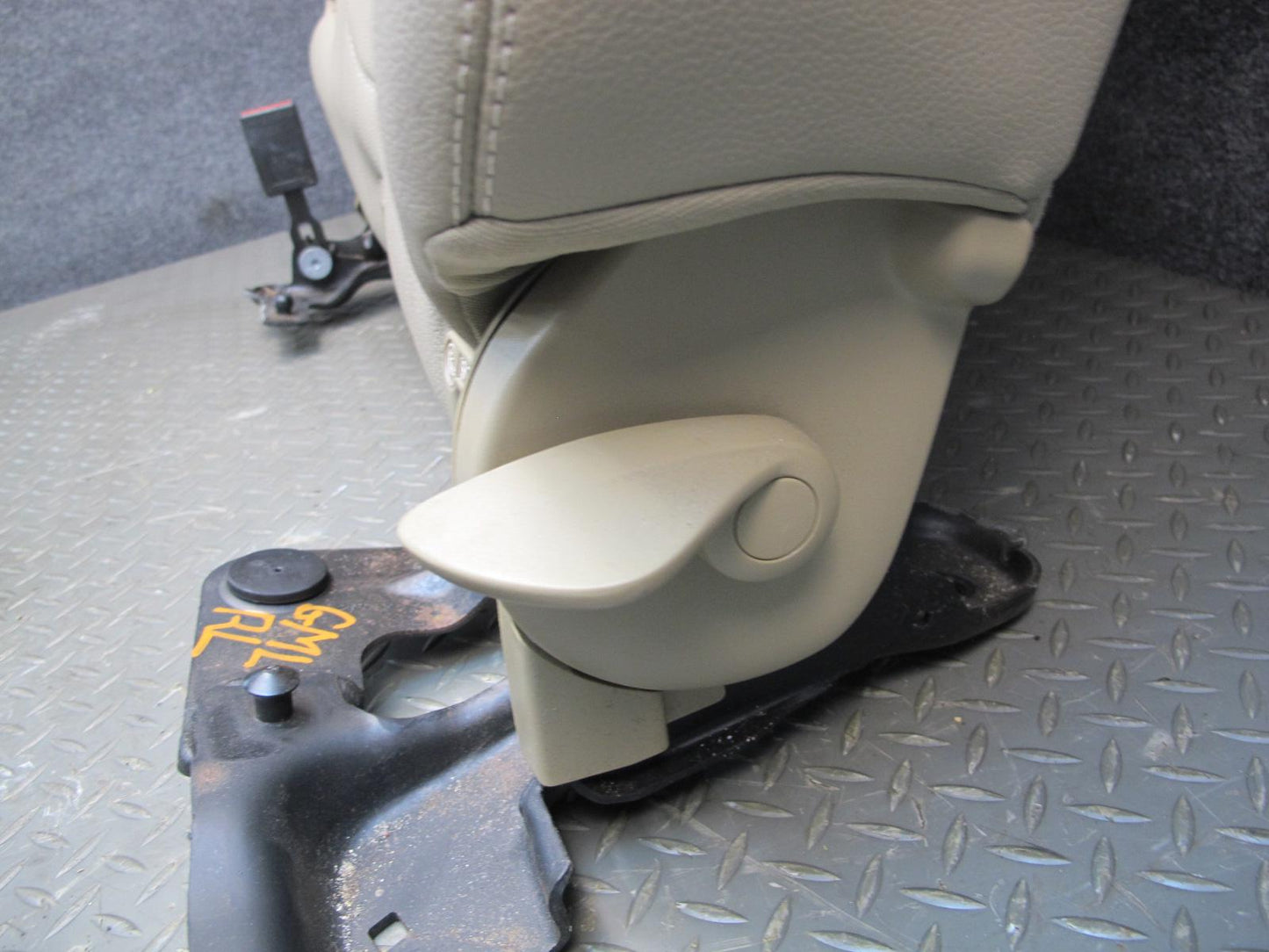 2012-2019 Mercedes W166 ML GLE Rear Left 2ND ROW Seat Upper Leather Cushion