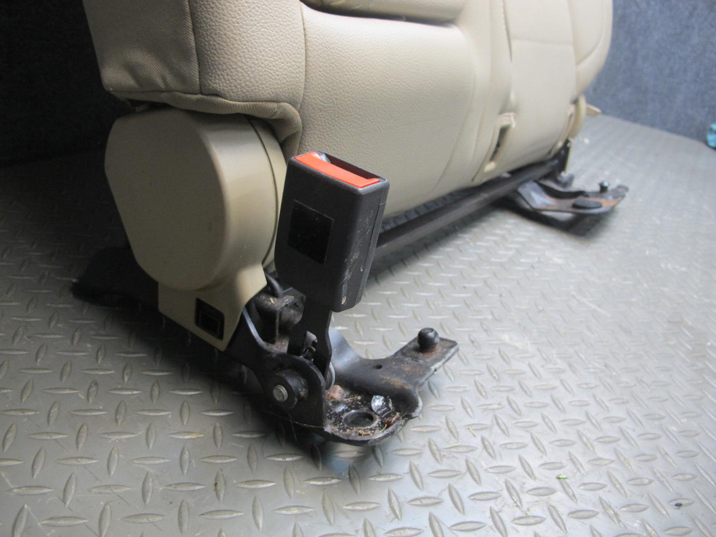 2012-2019 Mercedes W166 ML GLE Rear Left 2ND ROW Seat Upper Leather Cushion