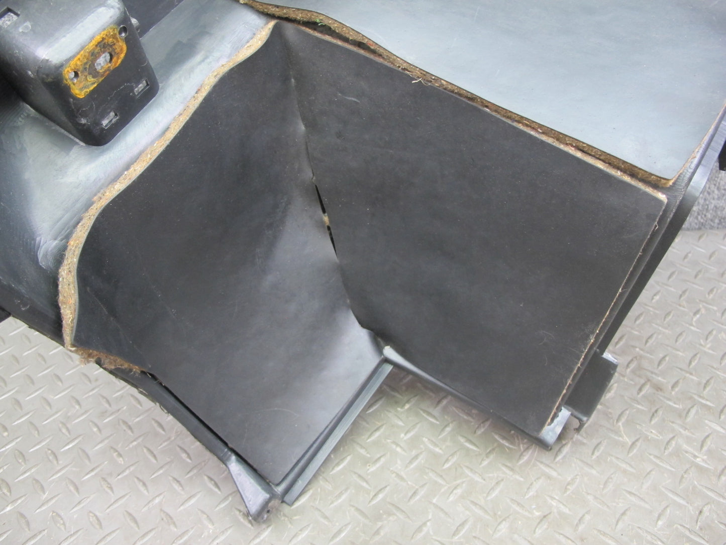 90-96 Nissan Z32 300ZX Coupe 2+0 Rear Left Quarter Trunk Trim Cover Panel OEM