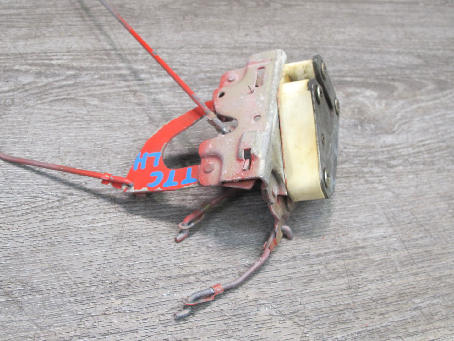 75-82 Triumph TR7 Left Door Lock Latch Mechanism OEM