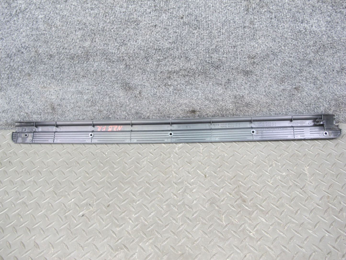 90-96 Nissan Z32 300ZX Coupe Set of 2 Door Scuff Plate Sill Trim Cover OEM