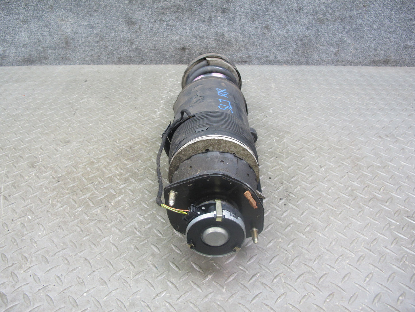 03-06 Mercedes R230 SL500 SL600 Rear Right ABC Hydraulic Shock Strut OEM