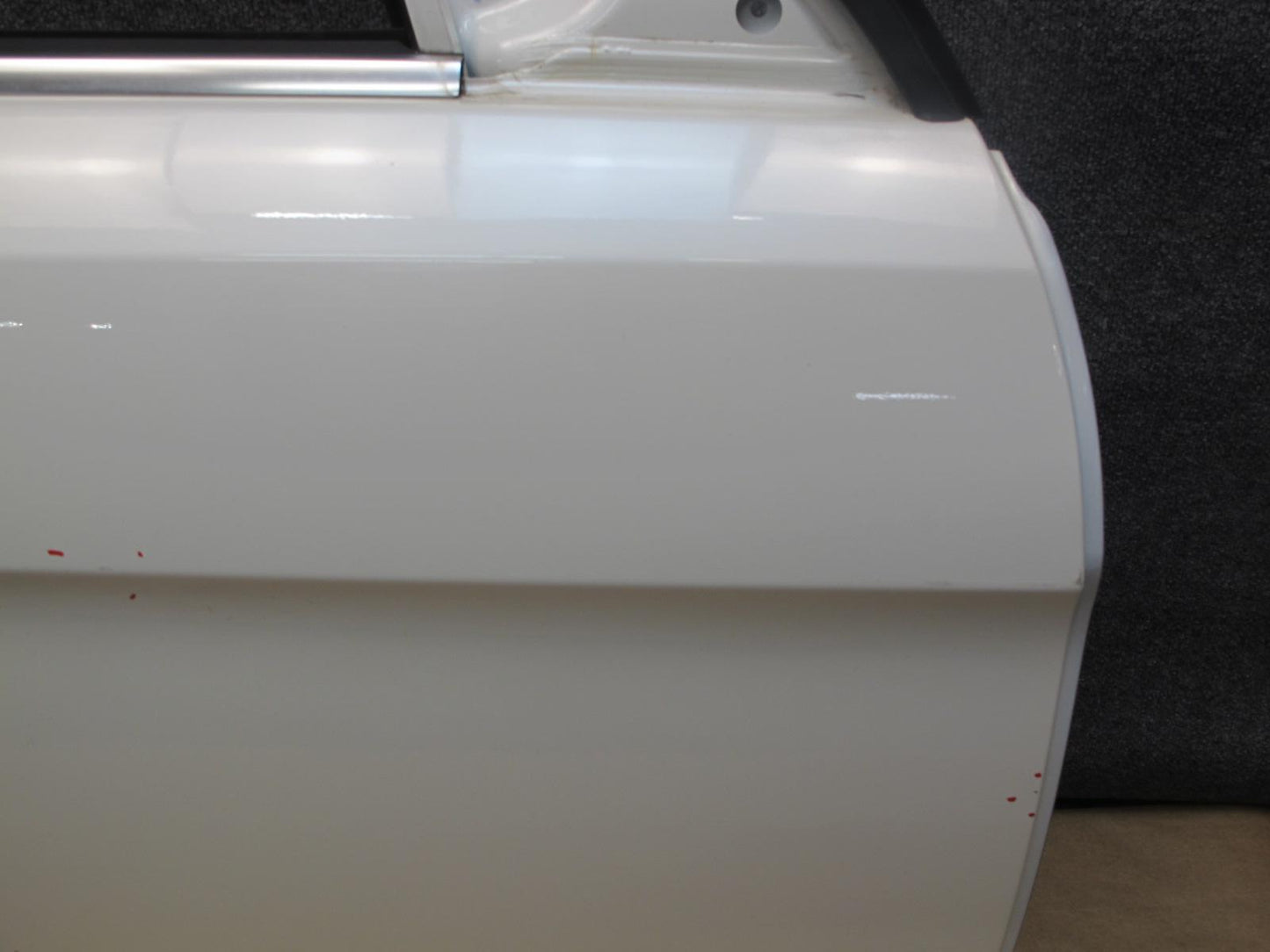 2012-2019 Mercedes W166 ML GLE Front Right Side Door Shell Panel Cover W/ Glass