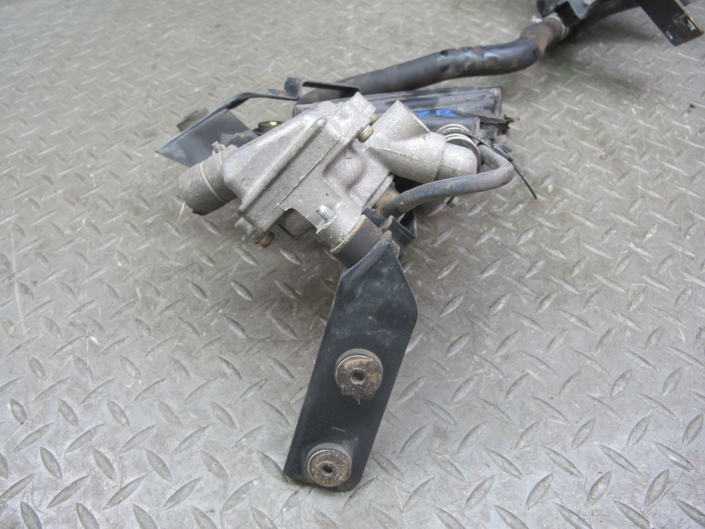 90-92 Nissan Z32 300ZX NON Turbo Left Air Injection Idle Valve w Reservoir OEM