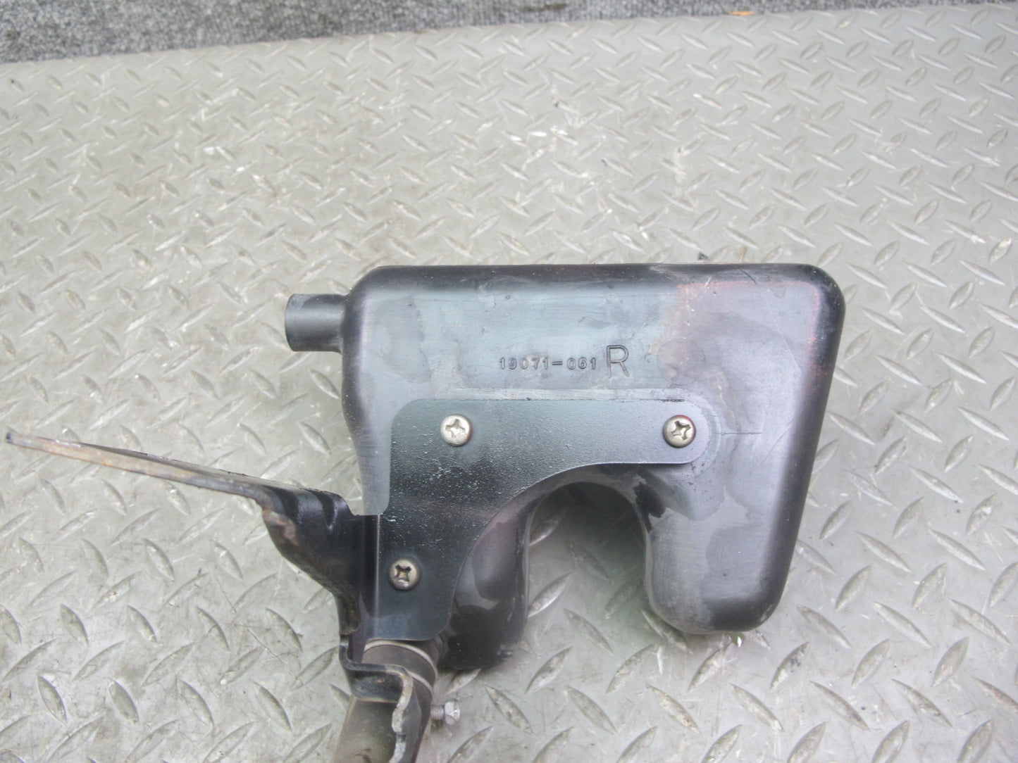 90-92 Nissan Z32 300ZX NON Turbo Right Air Injection Idle Valve w Reservoir OEM