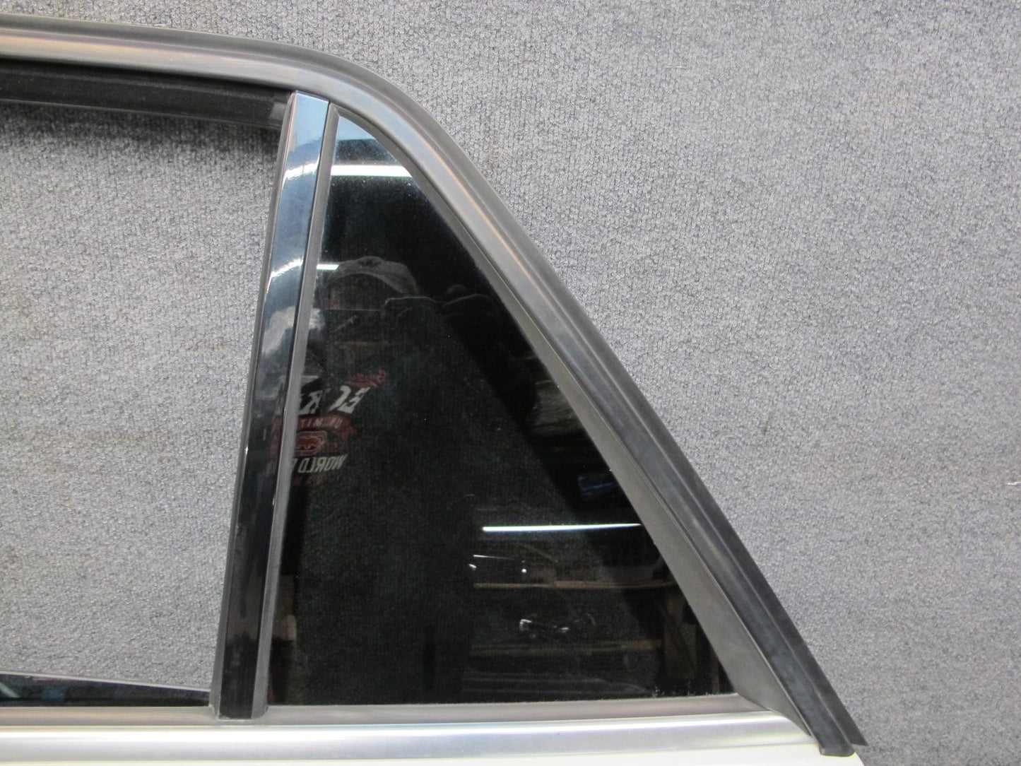 2012-2019 Mercedes W166 ML GLE Rear Left Side Door Shell Panel Cover W/ Glass