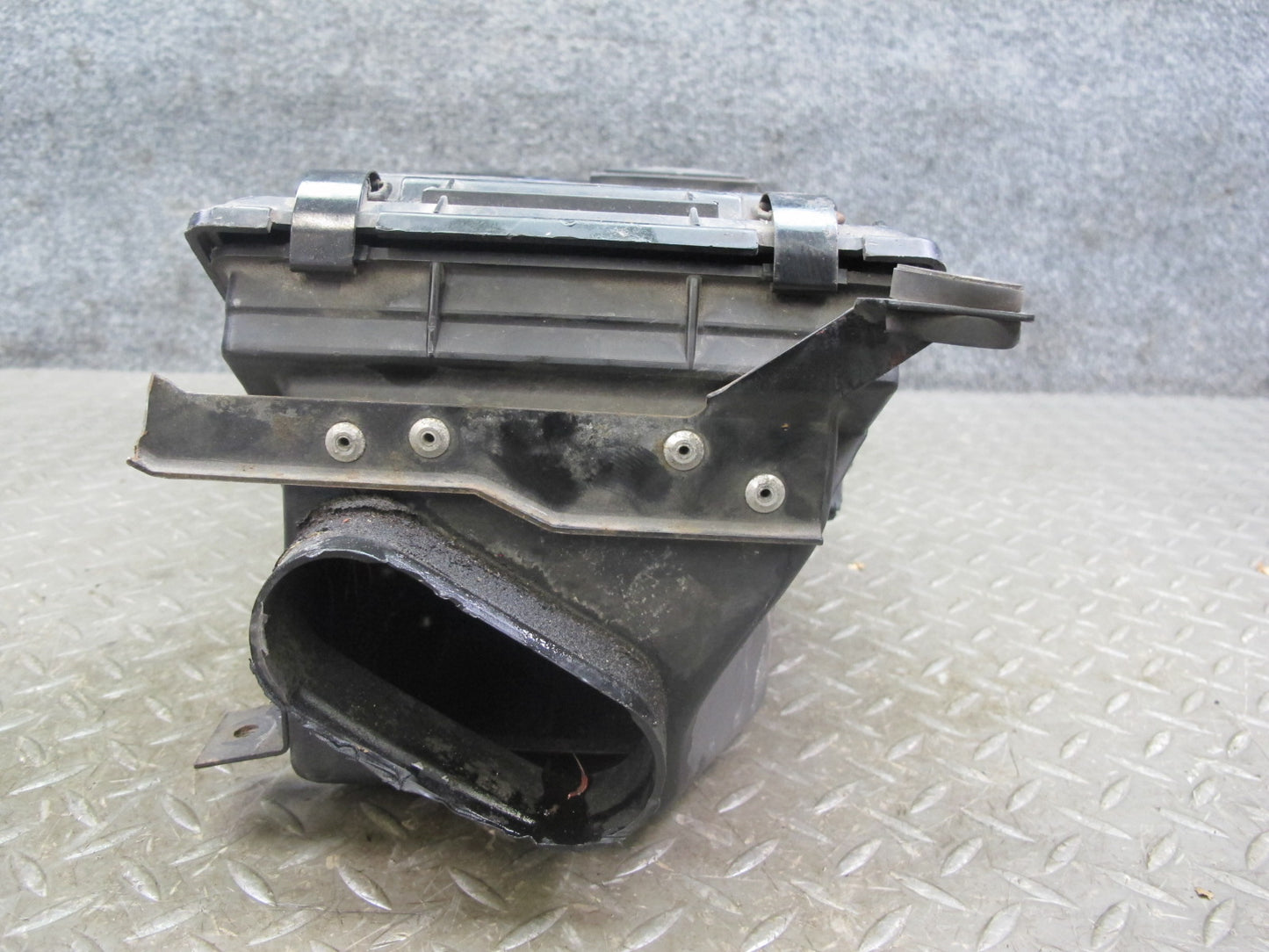 90-91 Nissan Z32 300ZX NON Turbo Air Intake Cleaner Filter Box w MAF Sensor OEM