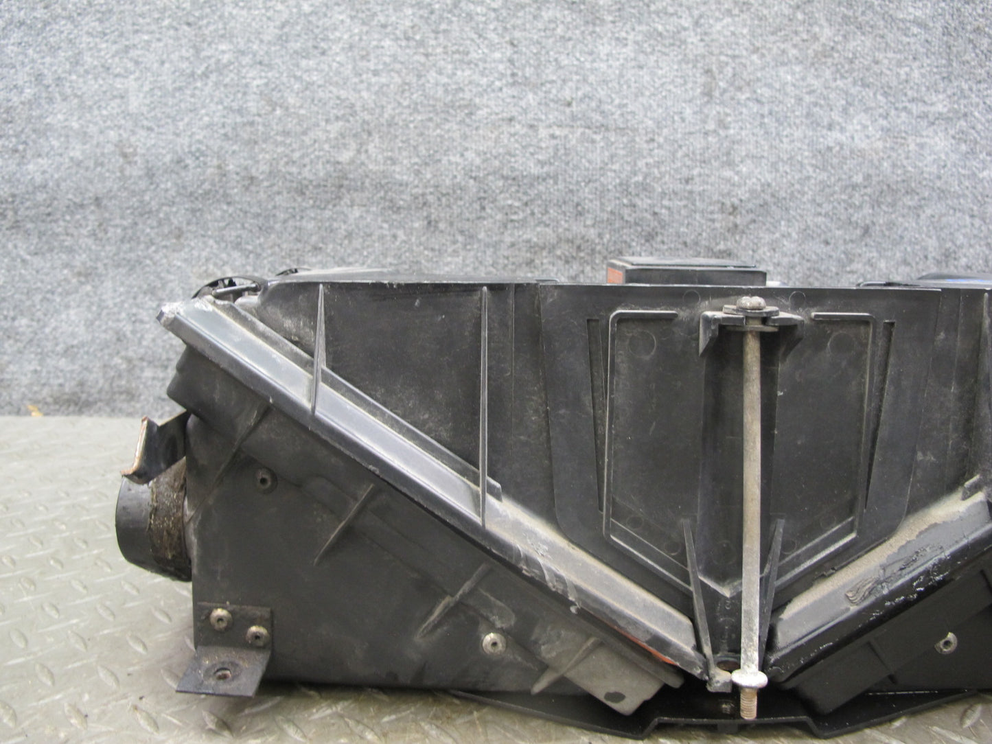 90-91 Nissan Z32 300ZX NON Turbo Air Intake Cleaner Filter Box w MAF Sensor OEM