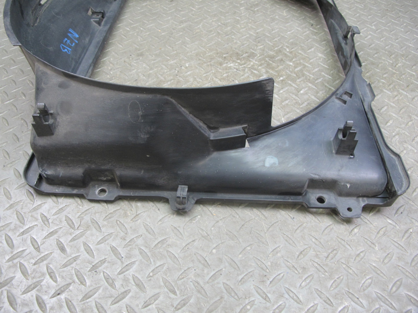 90-96 Nissan Z32 300ZX NON Turbo Engine Cooling Fan Shroud 21476-30P00 OEM