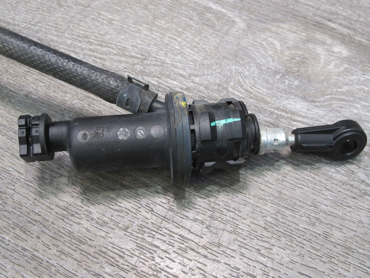 07-10 Saturn SKY Pontiac Solstice Clutch Cylinder OEM