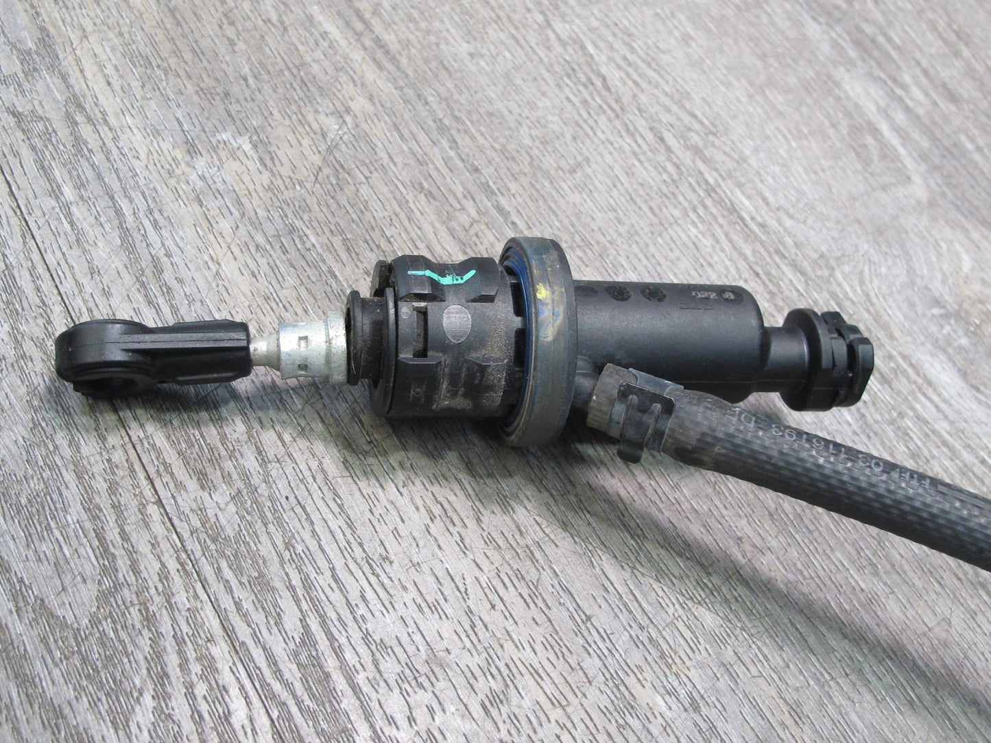 07-10 Saturn SKY Pontiac Solstice Clutch Cylinder OEM