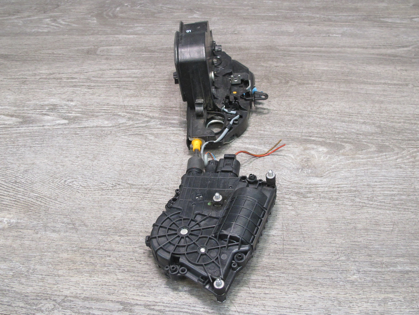 08-14 BMW E70 E71 X6 Rear Left Door Lock Latch Actuator w Soft Close 7315023 OEM