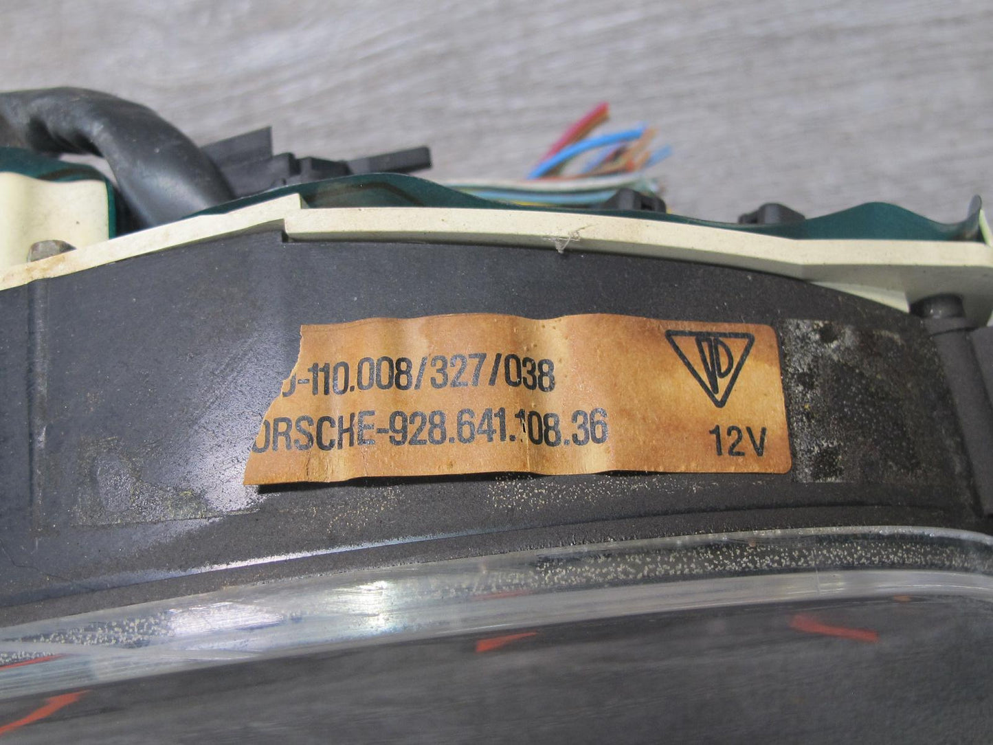 85-86 Porsche 928 AT Automatic Transmission Speedometer Instrument Cluster Gauge