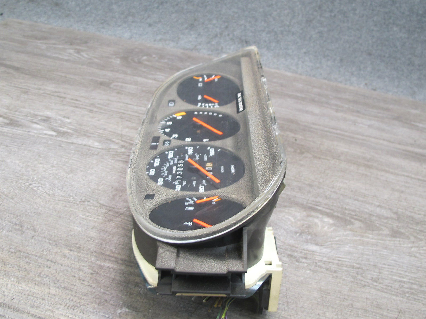 85-86 Porsche 928 AT Automatic Transmission Speedometer Instrument Cluster Gauge