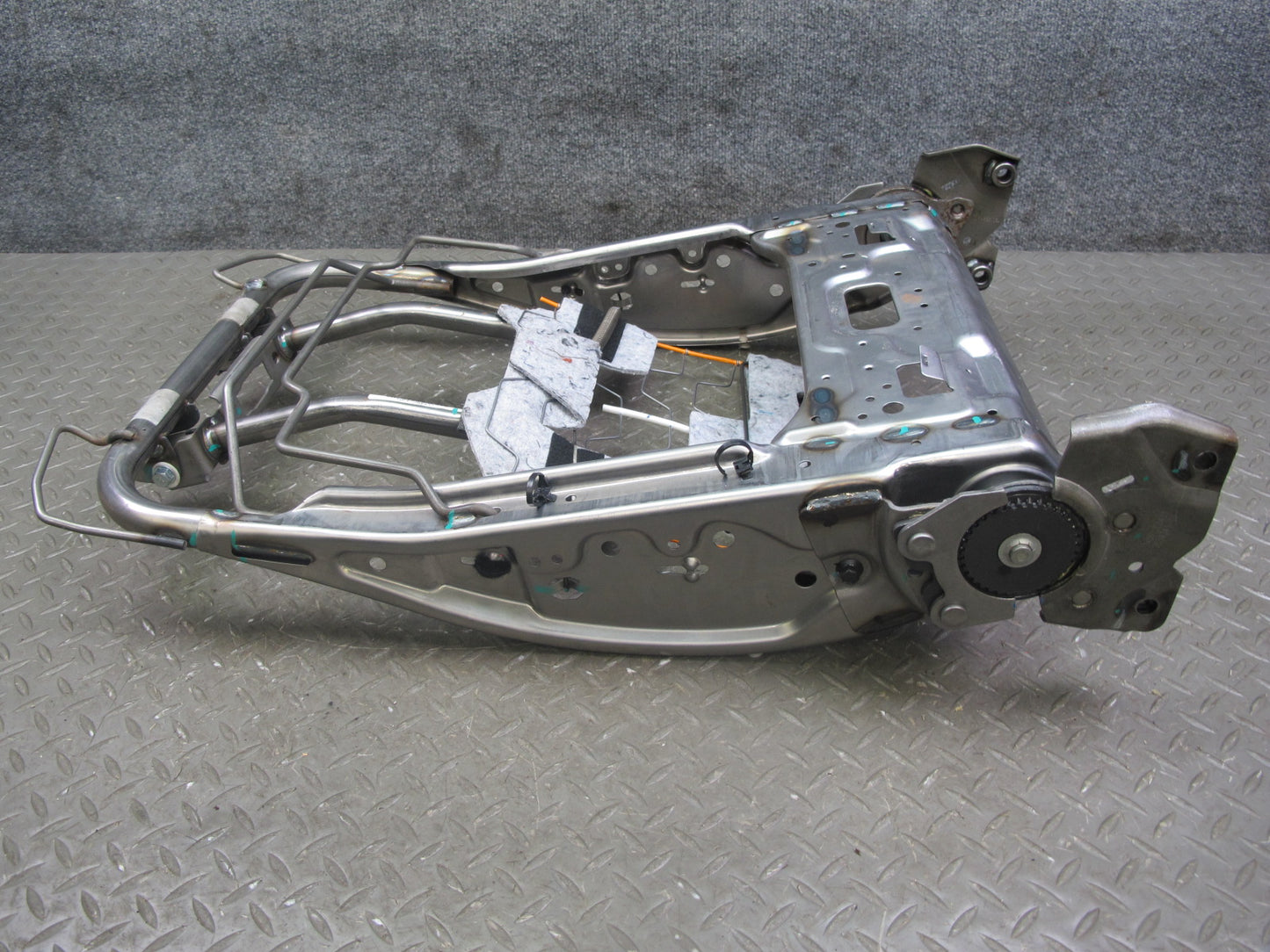 2011-2017 Infiniti QX56 QX80 Front Right Pass Side Seat Upper Frame Backrest