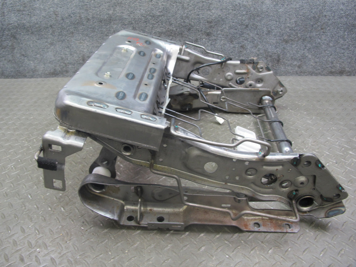 2011-2017 Infiniti QX56 QX80 Front Left Driver Side Seat Lower Frame Track