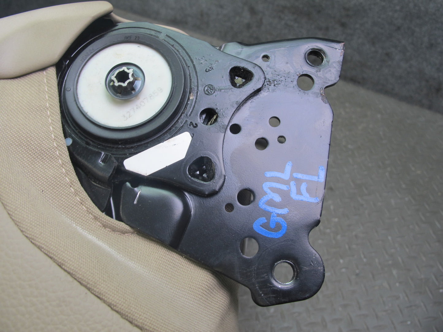 2012-2015 Mercedes W166 Front Left Seat Upper Backrest Cushion