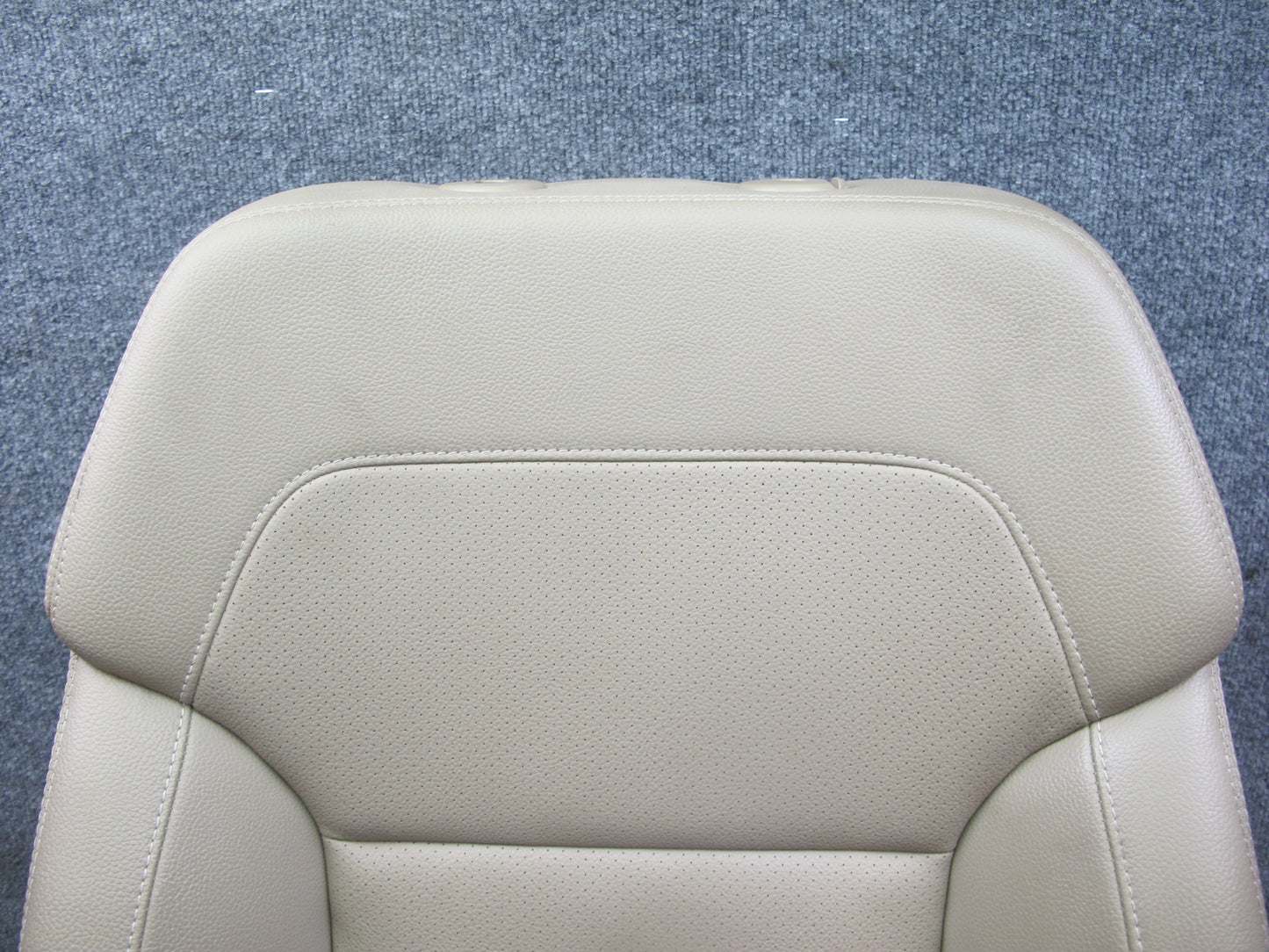 2012-2015 Mercedes W166 Front Right Seat Upper Backrest Cushion