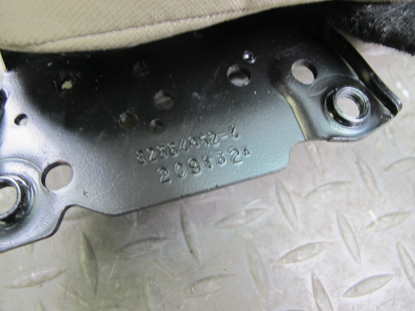 2012-2015 Mercedes W166 Front Right Seat Upper Backrest Cushion