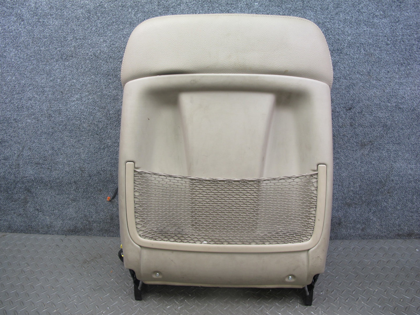2012-2015 Mercedes W166 Front Right Seat Upper Backrest Cushion