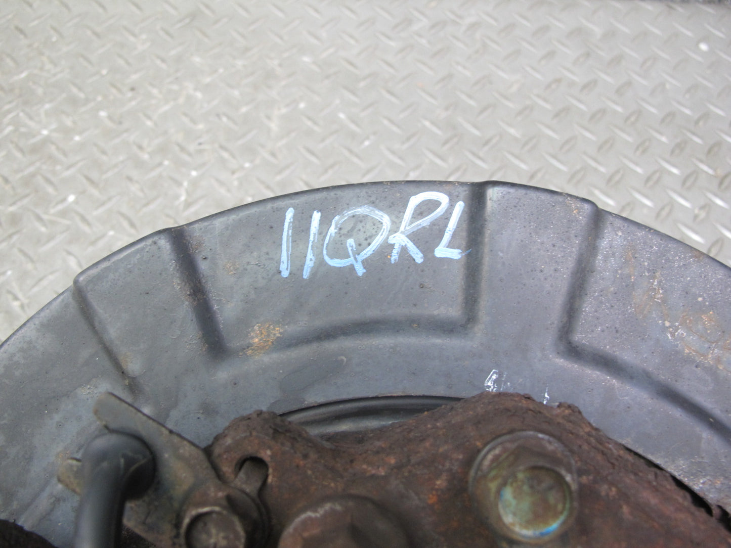 2011-2017 Infiniti QX56 QX80 AWD Rear Left Spindle Knuckle Wheel Hub Bearing