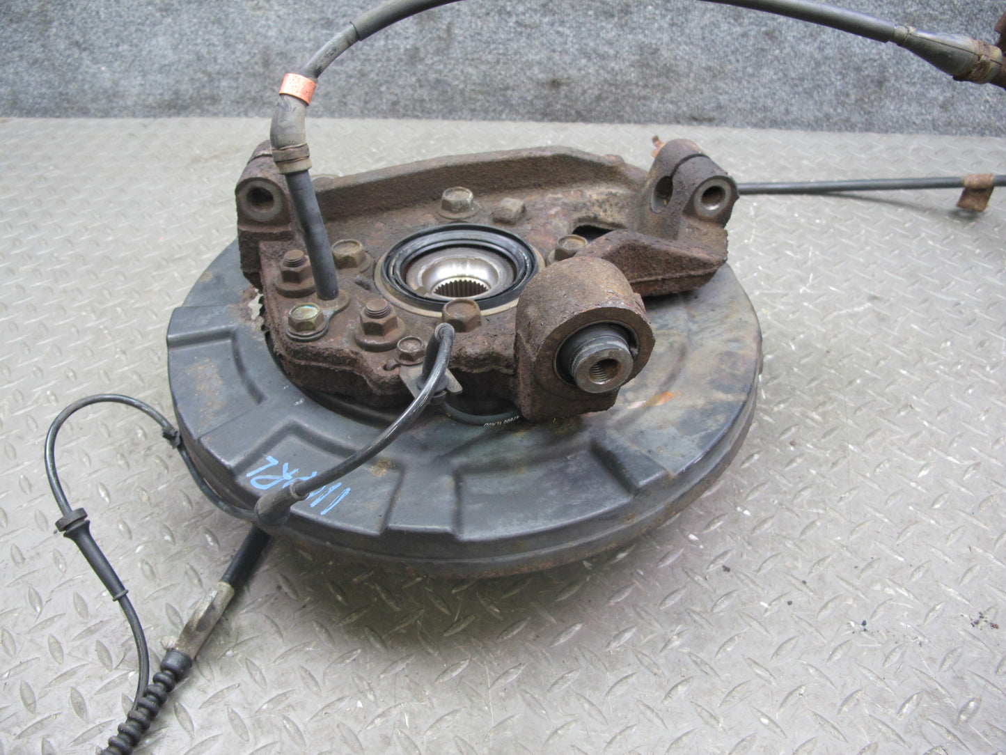 2011-2017 Infiniti QX56 QX80 AWD Rear Left Spindle Knuckle Wheel Hub Bearing